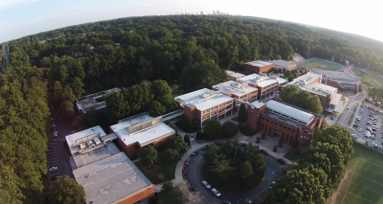 马里斯特学院